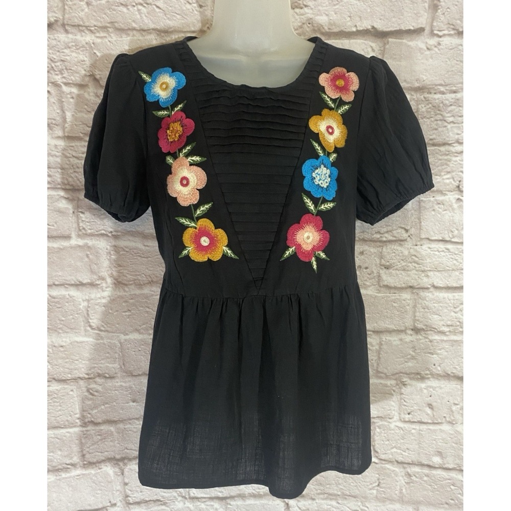 Savanna‎ Jane Top Medium Cotton Black Floral Embroidered Artsy Hippie Bohemian